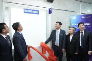 Máy cộng hưởng từ MRI 3.0 Tesla SIGNA Premier chính thức được chuyển giao cho bệnh viện Chợ Rẫy