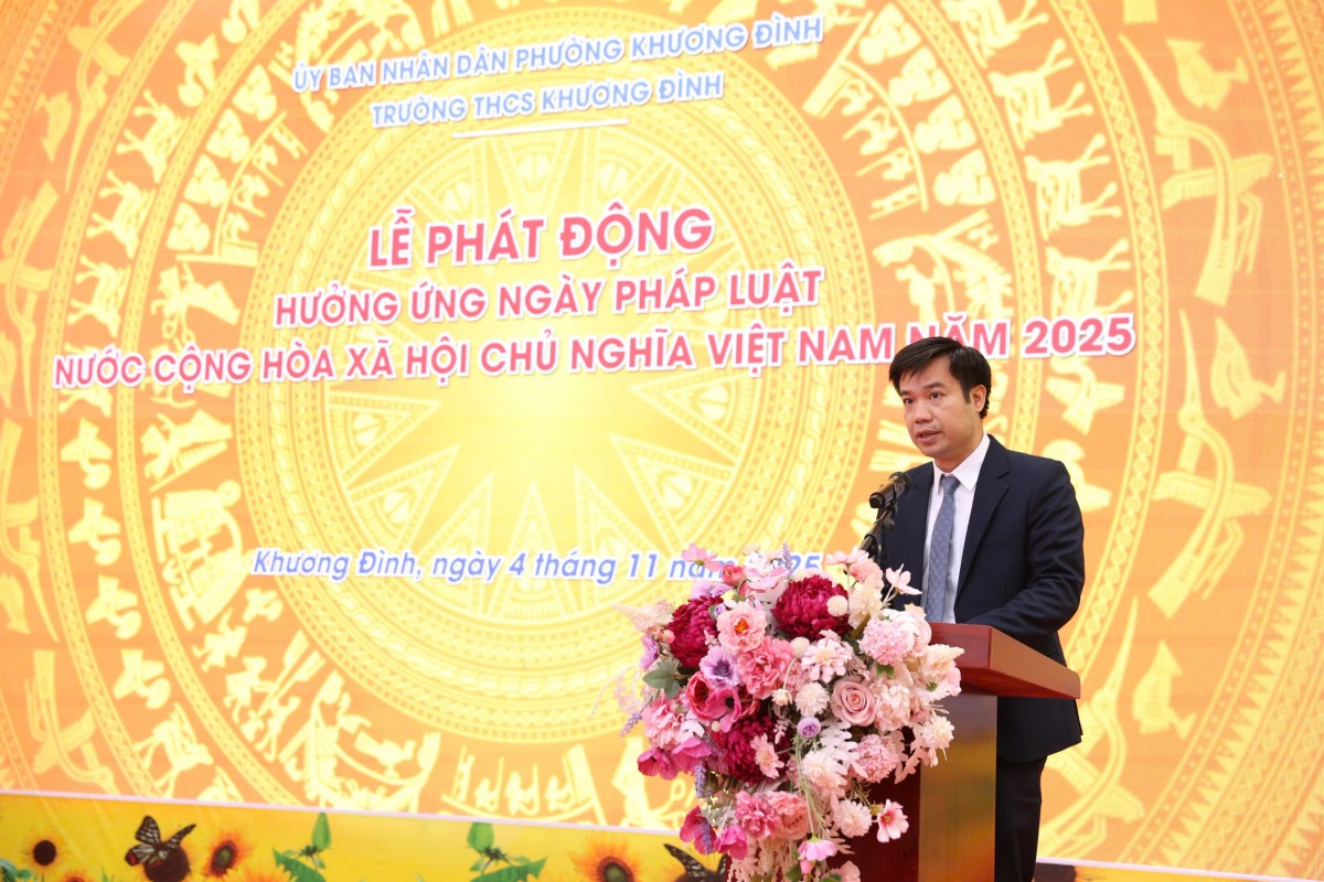 Hà Nội: Trường THCS Khương Đình tổ chức hoạt động hưởng ứng Ngày Pháp luật Việt Nam 2025 Hà Nội: Trường THCS Khương Đình tổ chức hoạt động hưởng ứng Ngày Pháp luật Việt Nam 2025