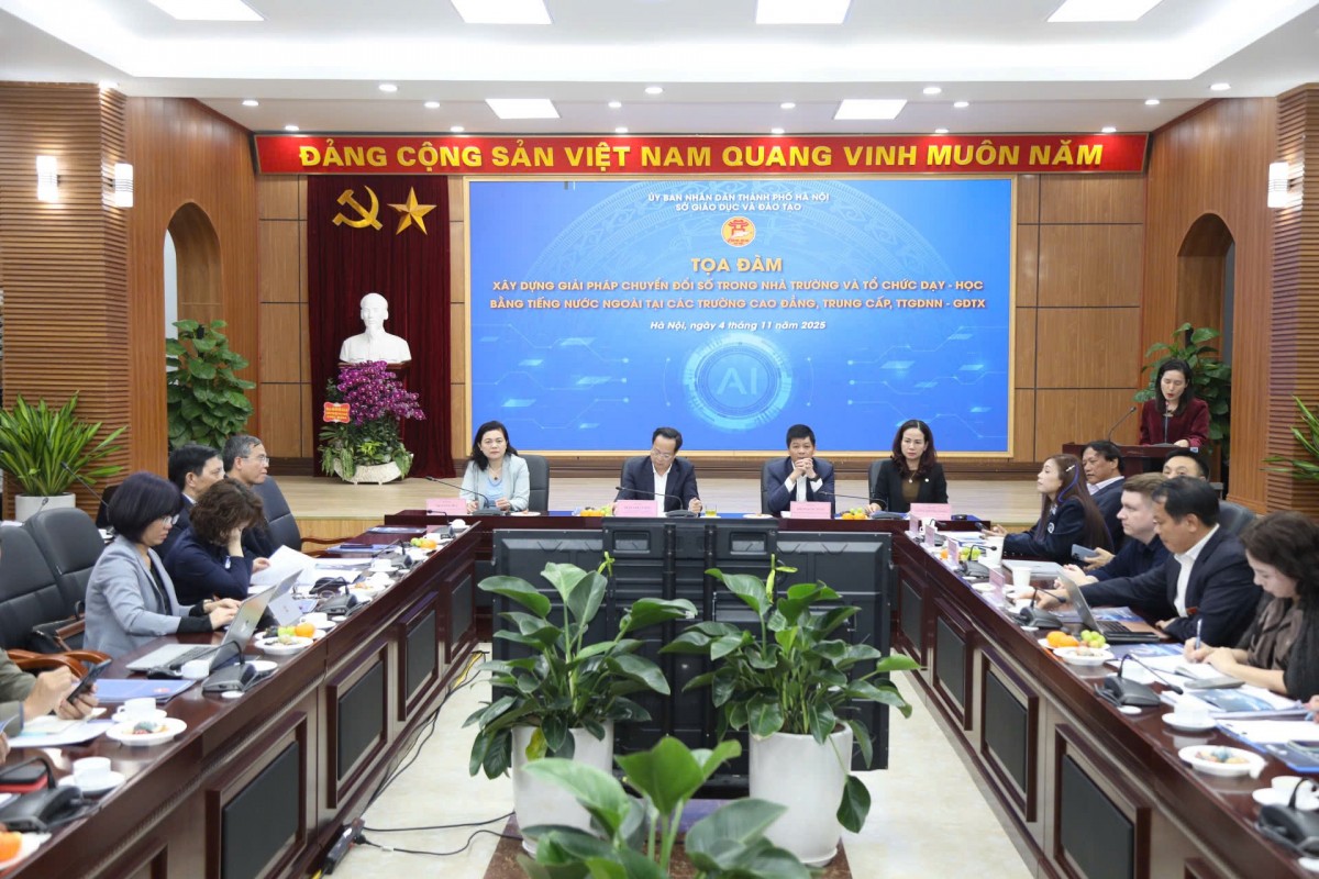 Tăng cương chuyển đổi số và tổ chức dạy học bằng ngoại ngữ tại các cơ sở giáo dục nghề nghiệp ở Hà Nội Tăng cương chuyển đổi số và tổ chức dạy học bằng ngoại ngữ tại các cơ sở giáo dục nghề nghiệp ở Hà Nội