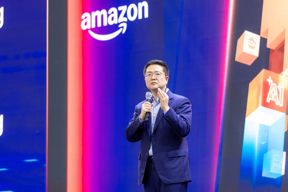 Amazon triển khai kế hoạch biến Việt Nam thành cửa ngõ xuất khẩu khu vực Amazon triển khai kế hoạch biến Việt Nam thành cửa ngõ xuất khẩu khu vực