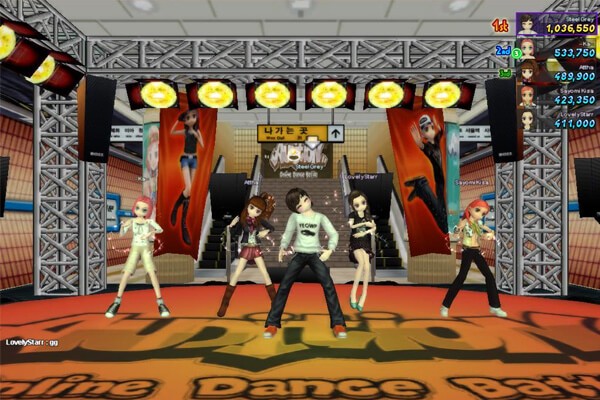 Audition chính thức trở thành bộ môn thể thao điện tử trình diễn tại SEA Games 33 Theo thông báo của Liên đoàn Thể thao điện tử Thái Lan (TESF), Audition chính thức góp mặt tại Đại hội Thể thao Đông Nam Á lần thứ 33 (SEA Games 33) với tư cách là bộ môn thể thao điện tử trình diễn. Audition chính thức trở thành bộ môn Esport trình diễn tại SEA Games 33 Sự kiện Audition trở thành nội dung thi đấu thể thao điện tử tại SEA Games 33 là kết quả trực tiếp từ thỏa thuận hợp tác chiến lược vừa được ký kết ngày 03/11/2025, giữa Hội Thể thao điện tử giải trí Việt Nam (VIRESA) và Công ty VTC Công nghệ và Nội dung số (VTC Intecom) - đơn vị phát hành Audition tại Việt Nam. Theo nội dung hợp tác, các bên thống nhất VIRESA sẽ giữ vai trò điều phối, cùng TESF và VTC Intecom đồng chủ trì, phối hợp với các cơ quan có thẩm quyền tại Thái Lan tổ chức bộ môn thi đấu trình diễn Audition tại SEA Games 33. VIRESA, TESF và VTC Intecom ký kết hợp tác. Nguồn: Báo Nhân dân. Đây là lần đầu tiên một bộ môn thể thao điện tử về âm nhạc và vũ đạo được lựa chọn làm môn trình diễn tại một kỳ SEA Games. Audition sẽ gồm ba nội dung thi đấu: Nội dung nam, nội dung nữ và nội dung đồng đội nam nữ phối hợp. Với kinh nghiệm hai năm liên tiếp tổ chức thành công bộ môn thể thao điện tử tại SEA Games 31 và SEA Games 32, VIRESA được mong đợi sẽ tiếp tục mang đến những bất ngờ cho bộ môn thể thao điện tử trình diễn Audition tại SEA Games 33. Ông Đỗ Việt Hùng, Chủ tịch Liên đoàn Thể thao điện tử Đông Nam Á kiêm Chủ tịch Hội Thể thao điện tử giải trí Việt Nam cho biết: việc Audition góp mặt tại SEA Games 33 là bước tiến quan trọng trong hành trình khẳng định vai trò dẫn dắt của Việt Nam trong lĩnh vực thể thao điện tử khu vực. Theo ông, VIRESA đang thực hiện sứ mệnh xây dựng một nền thể thao điện tử nhân văn, sáng tạo và bền vững, đồng thời góp phần thực hiện các mục tiêu trong Chiến lược Chuyển đổi số quốc gia và Chiến lược phát triển công nghiệp văn hóa Việt Nam đến năm 2030, tầm nhìn 2045. Audition không chỉ gắn bó với tuổi trẻ của hàng triệu người Việt như một bộ môn thể thao điện tử mà còn là biểu tượng cho giai đoạn phát triển đỉnh cao của ngành game Việt Nam. Việc Audition được đưa vào thi đấu biểu diễn tại SEA Games chính là niềm tự hào lớn lao, đồng thời khẳng định năng lực tổ chức và đào tạo vận động viên eSports hàng đầu của Việt Nam, mở đường cho các bộ môn giải trí - văn hóa số vươn tầm khu vực. Theo lịch trình, các nội dung thể thao điện tử tranh huy chương chính thức tại SEA Games 33 sẽ diễn ra từ ngày 13 đến 19/12/2025 tại Thái Lan, với 4 bộ môn và 6 nội dung thi đấu. Tại hai kỳ SEA Games 31 và 32, Việt Nam đã xuất sắc giành 5 HCV, 6 HCB cùng 4 HCĐ. Ở kỳ đại hội năm nay, đội tuyển eSports Việt Nam đặt mục tiêu duy trì thành tích ấn tượng, tiếp tục vươn xa thứ hạng cao và củng cố vững chắc vị thế dẫn đầu khu vực. Audition chính thức trở thành bộ môn thể thao điện tử trình diễn tại SEA Games 33 Theo thông báo của Liên đoàn Thể thao điện tử Thái Lan (TESF), Audition chính thức góp mặt tại Đại hội Thể thao Đông Nam Á lần thứ 33 (SEA Games 33) với tư cách là bộ môn thể thao điện tử trình diễn. Audition chính thức trở thành bộ môn Esport trình diễn tại SEA Games 33 Sự kiện Audition trở thành nội dung thi đấu thể thao điện tử tại SEA Games 33 là kết quả trực tiếp từ thỏa thuận hợp tác chiến lược vừa được ký kết ngày 03/11/2025, giữa Hội Thể thao điện tử giải trí Việt Nam (VIRESA) và Công ty VTC Công nghệ và Nội dung số (VTC Intecom) - đơn vị phát hành Audition tại Việt Nam. Theo nội dung hợp tác, các bên thống nhất VIRESA sẽ giữ vai trò điều phối, cùng TESF và VTC Intecom đồng chủ trì, phối hợp với các cơ quan có thẩm quyền tại Thái Lan tổ chức bộ môn thi đấu trình diễn Audition tại SEA Games 33. VIRESA, TESF và VTC Intecom ký kết hợp tác. Nguồn: Báo Nhân dân. Đây là lần đầu tiên một bộ môn thể thao điện tử về âm nhạc và vũ đạo được lựa chọn làm môn trình diễn tại một kỳ SEA Games. Audition sẽ gồm ba nội dung thi đấu: Nội dung nam, nội dung nữ và nội dung đồng đội nam nữ phối hợp. Với kinh nghiệm hai năm liên tiếp tổ chức thành công bộ môn thể thao điện tử tại SEA Games 31 và SEA Games 32, VIRESA được mong đợi sẽ tiếp tục mang đến những bất ngờ cho bộ môn thể thao điện tử trình diễn Audition tại SEA Games 33. Ông Đỗ Việt Hùng, Chủ tịch Liên đoàn Thể thao điện tử Đông Nam Á kiêm Chủ tịch Hội Thể thao điện tử giải trí Việt Nam cho biết: việc Audition góp mặt tại SEA Games 33 là bước tiến quan trọng trong hành trình khẳng định vai trò dẫn dắt của Việt Nam trong lĩnh vực thể thao điện tử khu vực. Theo ông, VIRESA đang thực hiện sứ mệnh xây dựng một nền thể thao điện tử nhân văn, sáng tạo và bền vững, đồng thời góp phần thực hiện các mục tiêu trong Chiến lược Chuyển đổi số quốc gia và Chiến lược phát triển công nghiệp văn hóa Việt Nam đến năm 2030, tầm nhìn 2045. Audition không chỉ gắn bó với tuổi trẻ của hàng triệu người Việt như một bộ môn thể thao điện tử mà còn là biểu tượng cho giai đoạn phát triển đỉnh cao của ngành game Việt Nam. Việc Audition được đưa vào thi đấu biểu diễn tại SEA Games chính là niềm tự hào lớn lao, đồng thời khẳng định năng lực tổ chức và đào tạo vận động viên eSports hàng đầu của Việt Nam, mở đường cho các bộ môn giải trí - văn hóa số vươn tầm khu vực. Theo lịch trình, các nội dung thể thao điện tử tranh huy chương chính thức tại SEA Games 33 sẽ diễn ra từ ngày 13 đến 19/12/2025 tại Thái Lan, với 4 bộ môn và 6 nội dung thi đấu. Tại hai kỳ SEA Games 31 và 32, Việt Nam đã xuất sắc giành 5 HCV, 6 HCB cùng 4 HCĐ. Ở kỳ đại hội năm nay, đội tuyển eSports Việt Nam đặt mục tiêu duy trì thành tích ấn tượng, tiếp tục vươn xa thứ hạng cao và củng cố vững chắc vị thế dẫn đầu khu vực.