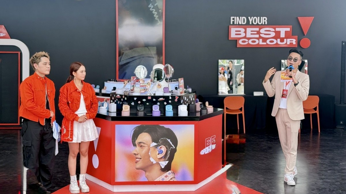 JBL ra mắt loạt tai nghe mới trẻ trung và thời thượng