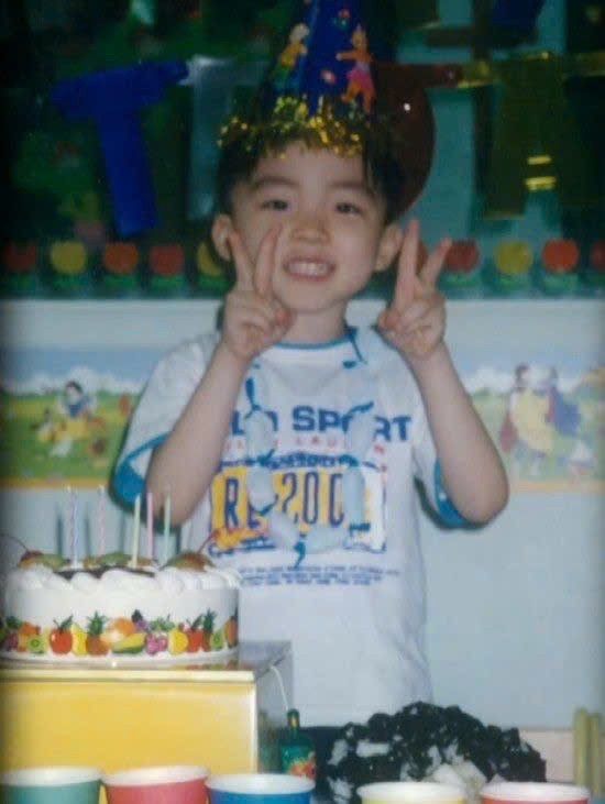 Hình ảnh tuyển thủ Faker ngày còn bé