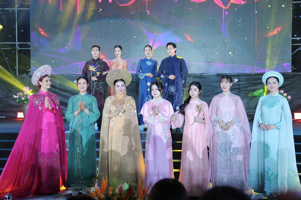 Lễ hội Áo dài Du lịch Hà Nội 2025 - bừng sáng không gian di sản giữa lòng Thủ đô