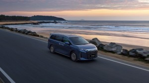 BYD M9 chào sân Việt Nam giá từ 1,999 tỷ đồng, thách thức các đối thủ MPV hạng sang