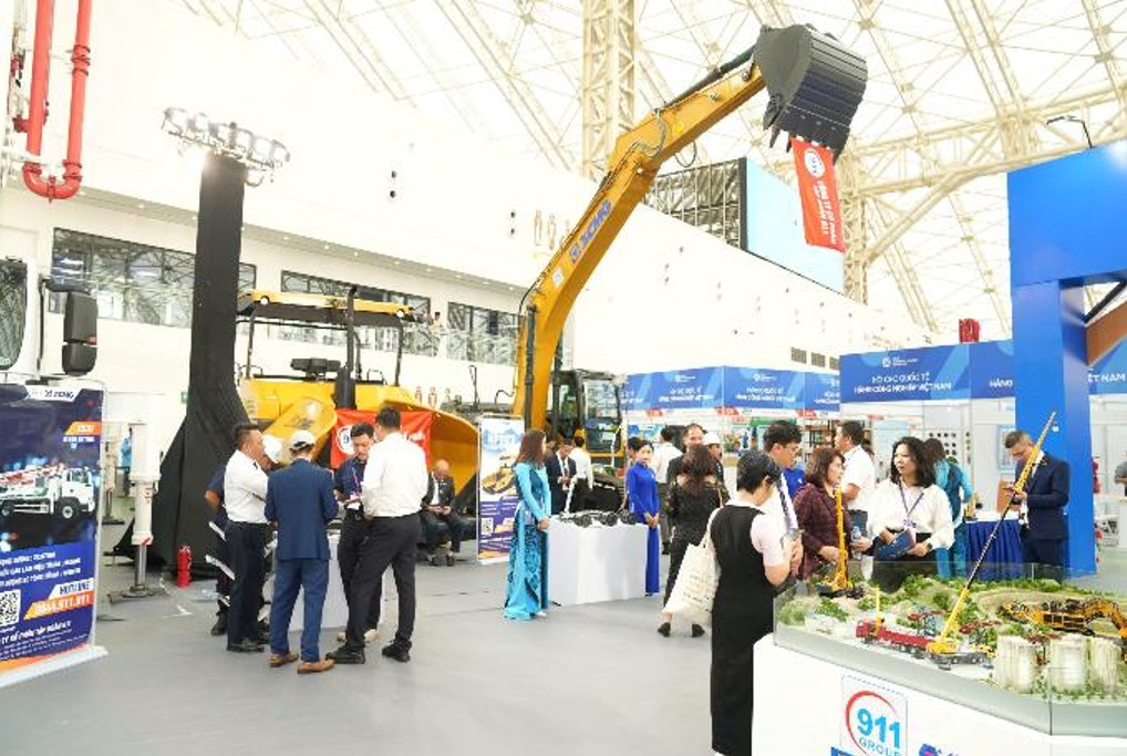 Khai mạc Tuần lễ Công nghiệp và Công nghệ Việt Nam 2025