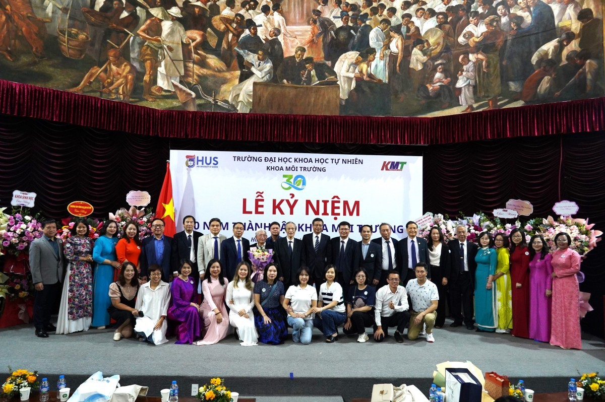 Khoa Môi trường - Trường Đại học Khoa học Tự nhiên (ĐHQGHN) kỷ niệm 30 năm thành lập