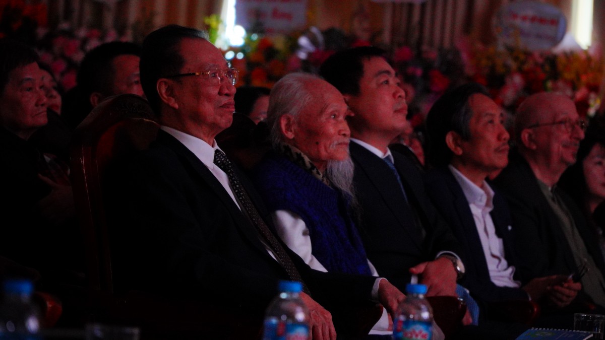 Khoa Khoa học Chính trị - Trường Đại học KHXH&NV Hà Nội kỷ niệm 30 năm thành lập Khoa Khoa học Chính trị - Trường Đại học KHXH&NV Hà Nội kỷ niệm 30 năm thành lập