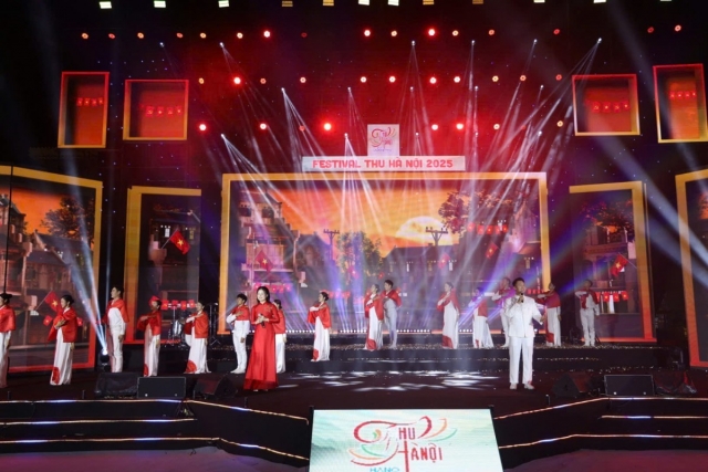 Khai mạc Festival Thu Hà Nội 2025