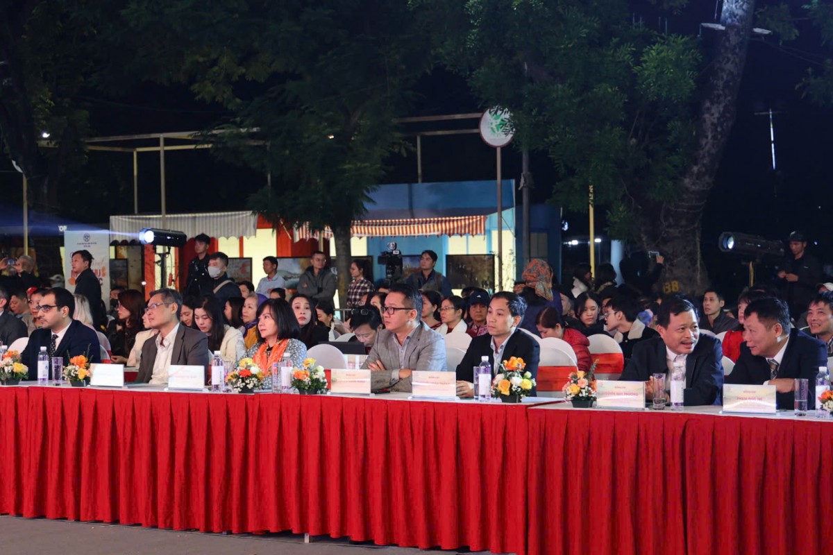 Khai mạc Festival Thu Hà Nội 2025