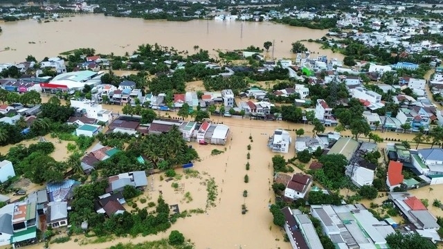 Tập trung ứng phó và khắc phục hậu quả mưa lũ đặc biệt lớn tại khu vực Trung Bộ