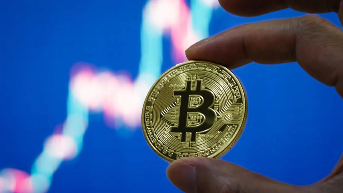 Quỹ Bitcoin iShares của BlackRock chứng kiến làn sóng rút vốn kỷ lục trong tháng tồi tệ nhất của tiền điện tử kể từ năm 2022