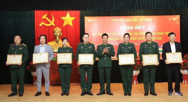 158 bài thơ, 55 ca khúc tham gia đợt vận động sáng tác về ngành hậu cần, kỹ thuật Quân đội