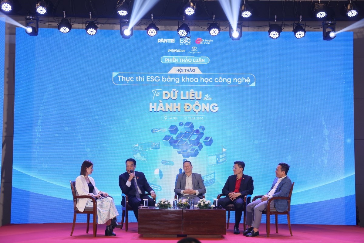 Thúc đẩy thực hành ESG bằng công nghệ dữ liệu Thúc đẩy thực hành ESG bằng công nghệ dữ liệu