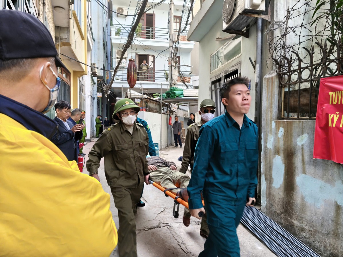 Phường Hoàng Liệt diễn tập chữa cháy nhà dân trong ngõ sâu, kiểm tra khả năng ứng phó sự cố Phường Hoàng Liệt diễn tập chữa cháy nhà dân trong ngõ sâu, kiểm tra khả năng ứng phó sự cố