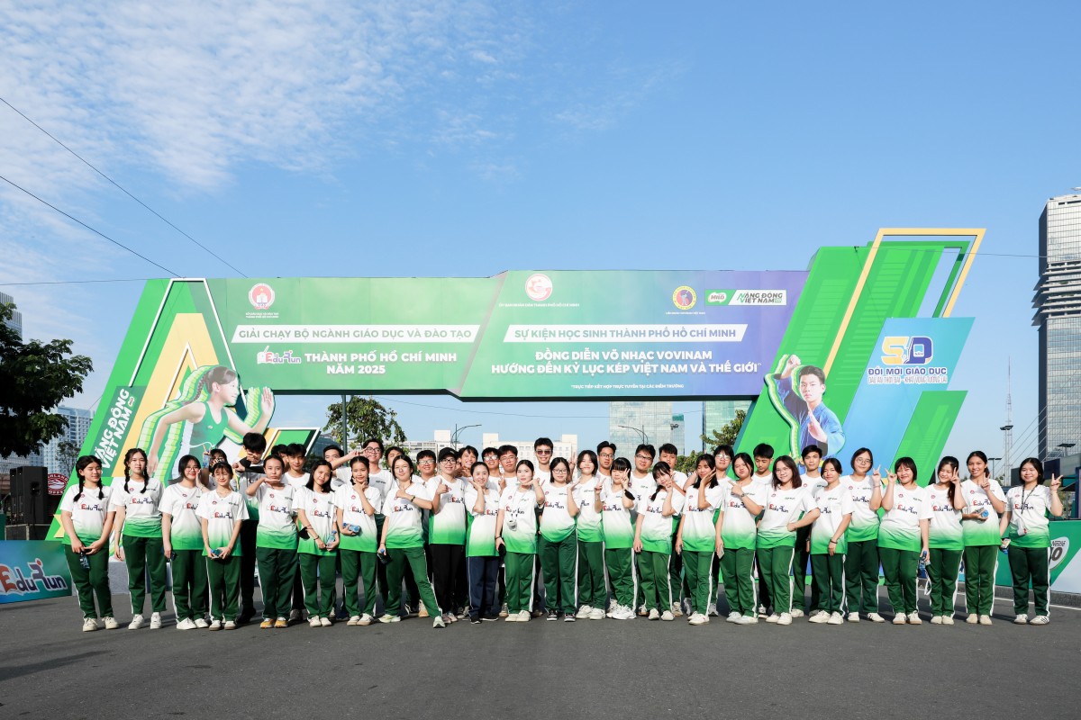 60.000 học sinh TP. HCM lập kỷ lục kép Việt Nam và thế giới với màn đồng diễn võ nhạc Vovinam ấn tượng