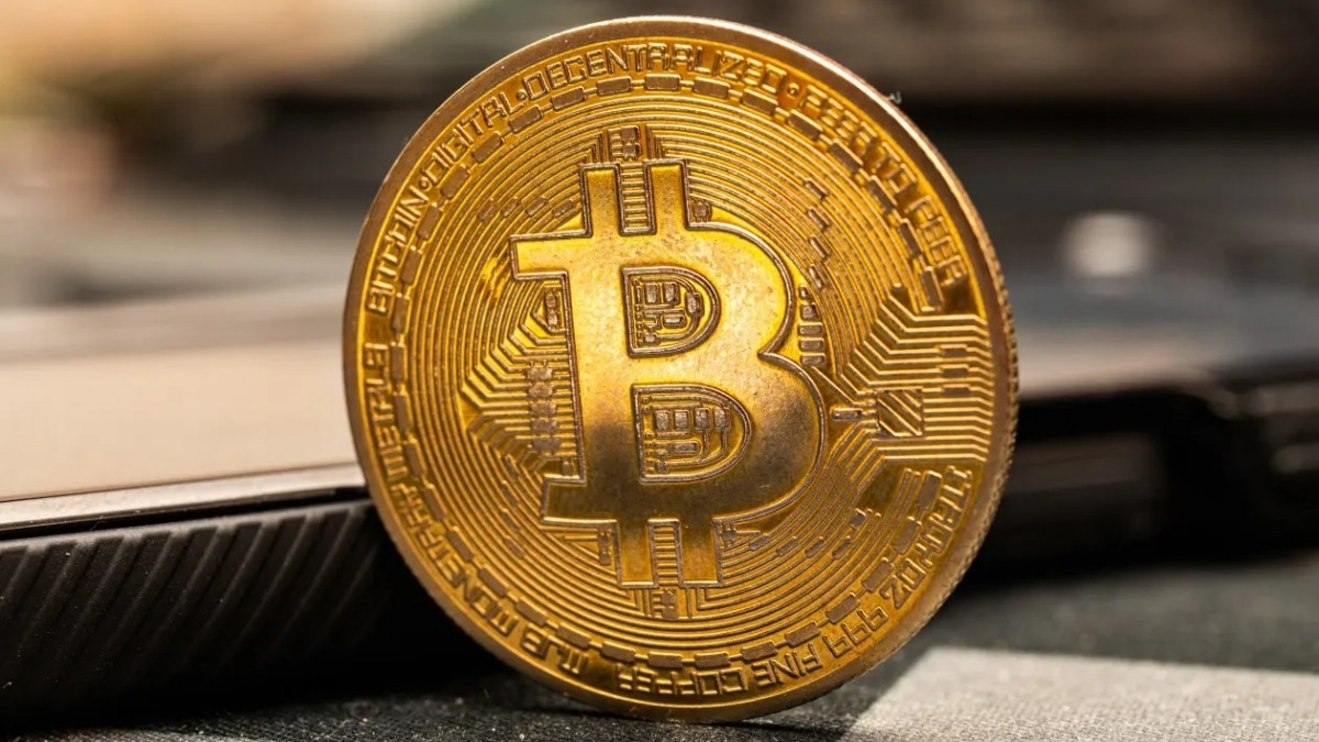 Bitcoin ghi nhận ngày tồi tệ nhất kể từ tháng 3 Bitcoin ghi nhận ngày tồi tệ nhất kể từ tháng 3