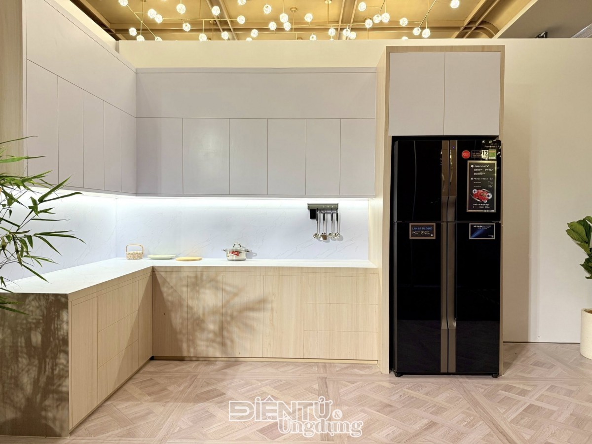 Panasonic ra mắt dòng tủ lạnh nhiều cánh Panasonic ra mắt dòng tủ lạnh nhiều cánh