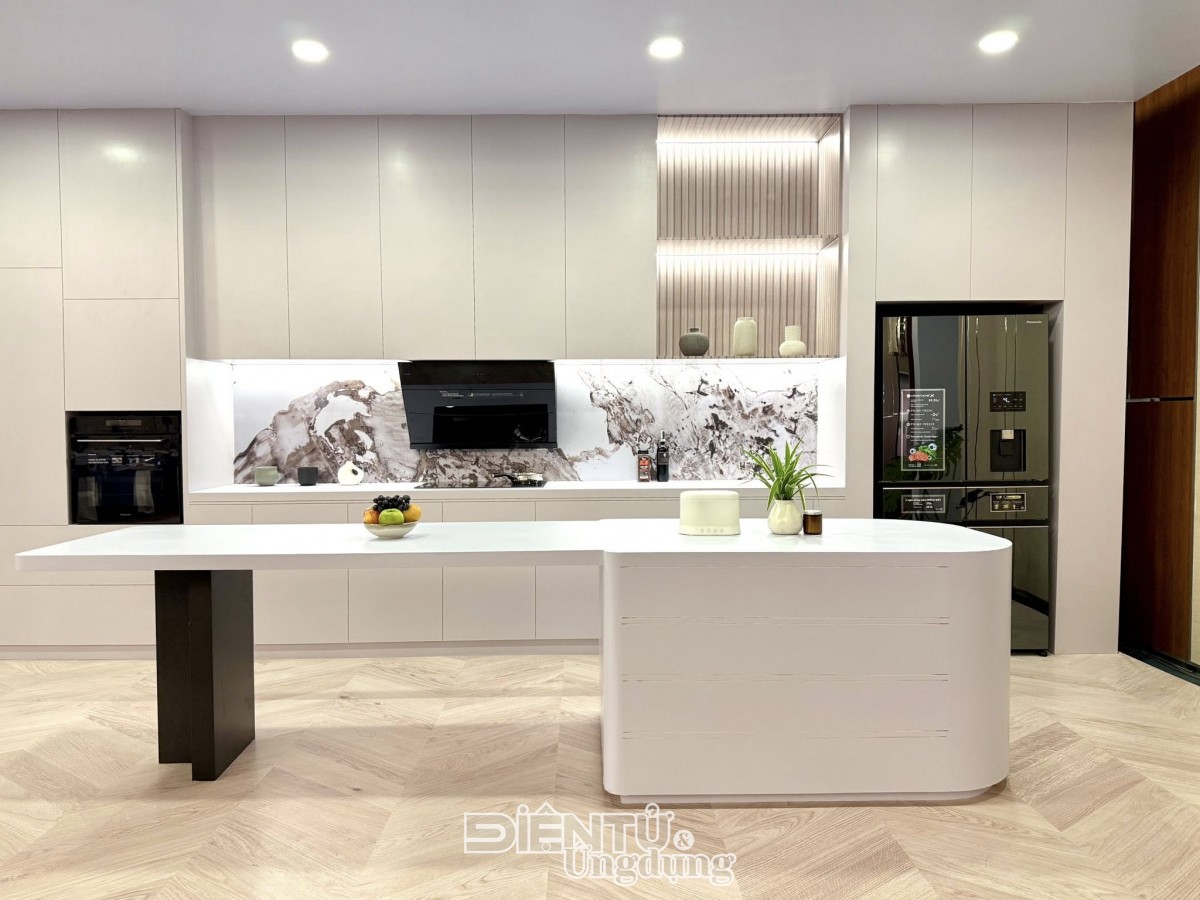 Panasonic ra mắt dòng tủ lạnh nhiều cánh Panasonic ra mắt dòng tủ lạnh nhiều cánh