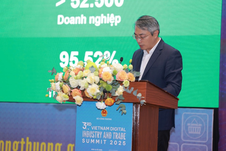 Ngành Công Thương vạch lộ trình chuyển đổi số và xanh đến 2030