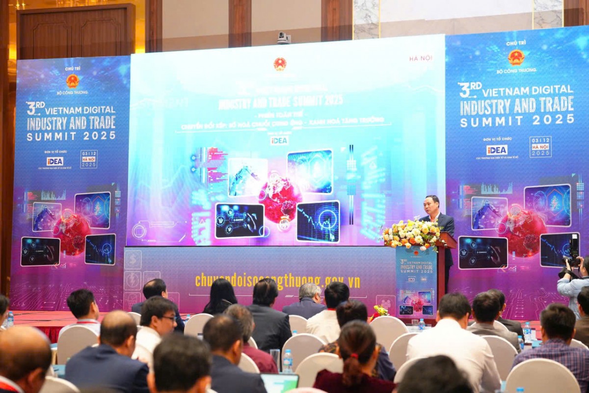 Ngành Công Thương vạch lộ trình chuyển đổi số và xanh đến 2030