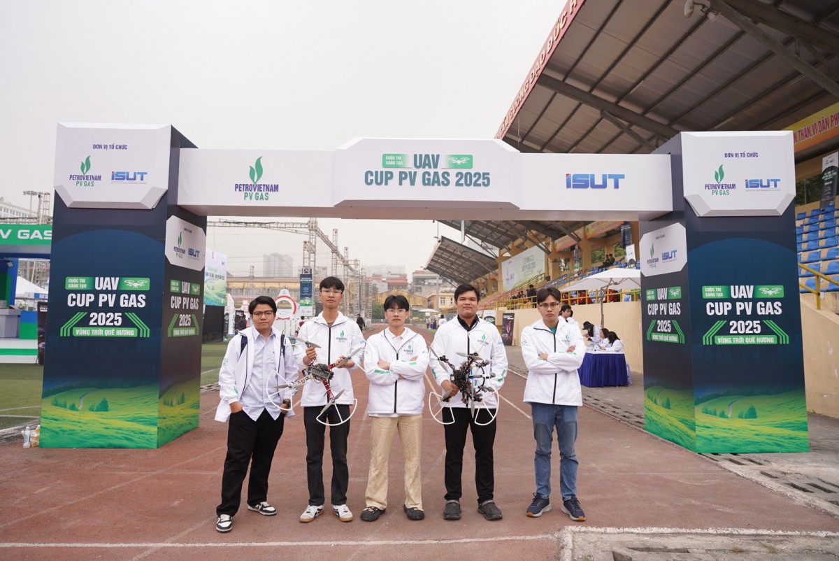 Khai mạc Cuộc thi Sáng tạo UAV dành cho sinh viên toàn quốc