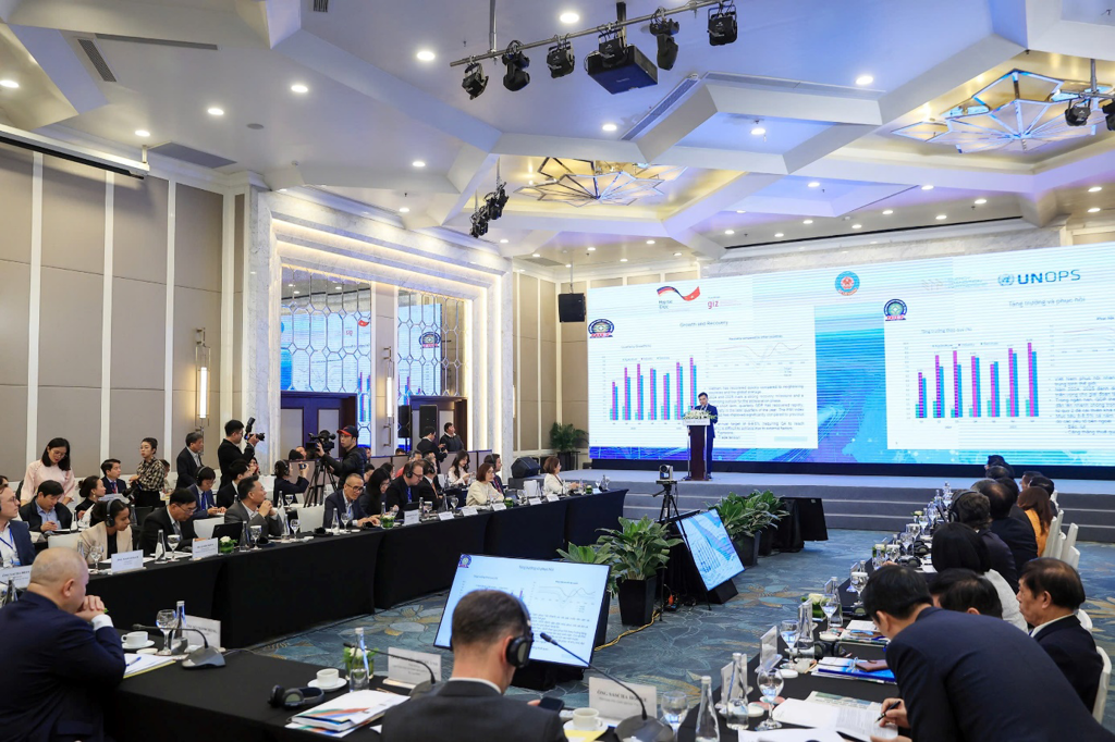 Định vị kinh tế - tài chính Việt Nam trong bối cảnh mới Định vị kinh tế - tài chính Việt Nam trong bối cảnh mới