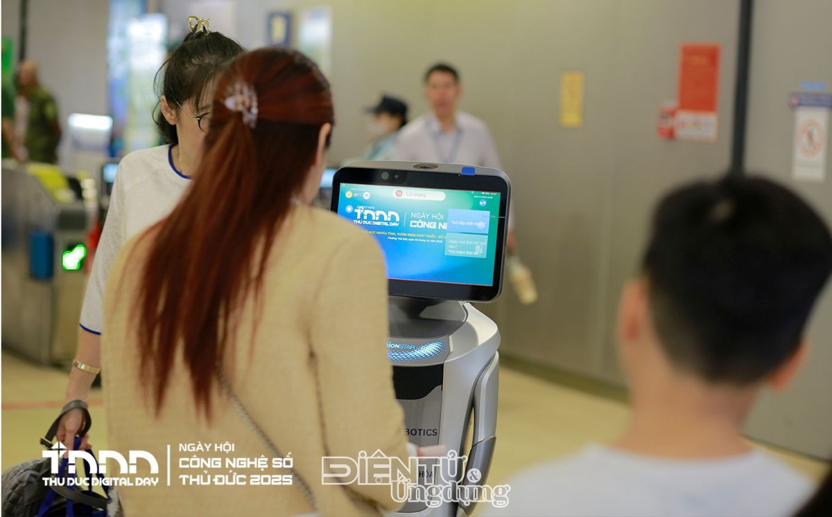 Thu Duc Digital Day 2025 thu hút hơn 10.000 lượt khách tham gia Thu Duc Digital Day 2025 thu hút hơn 10.000 lượt khách tham gia