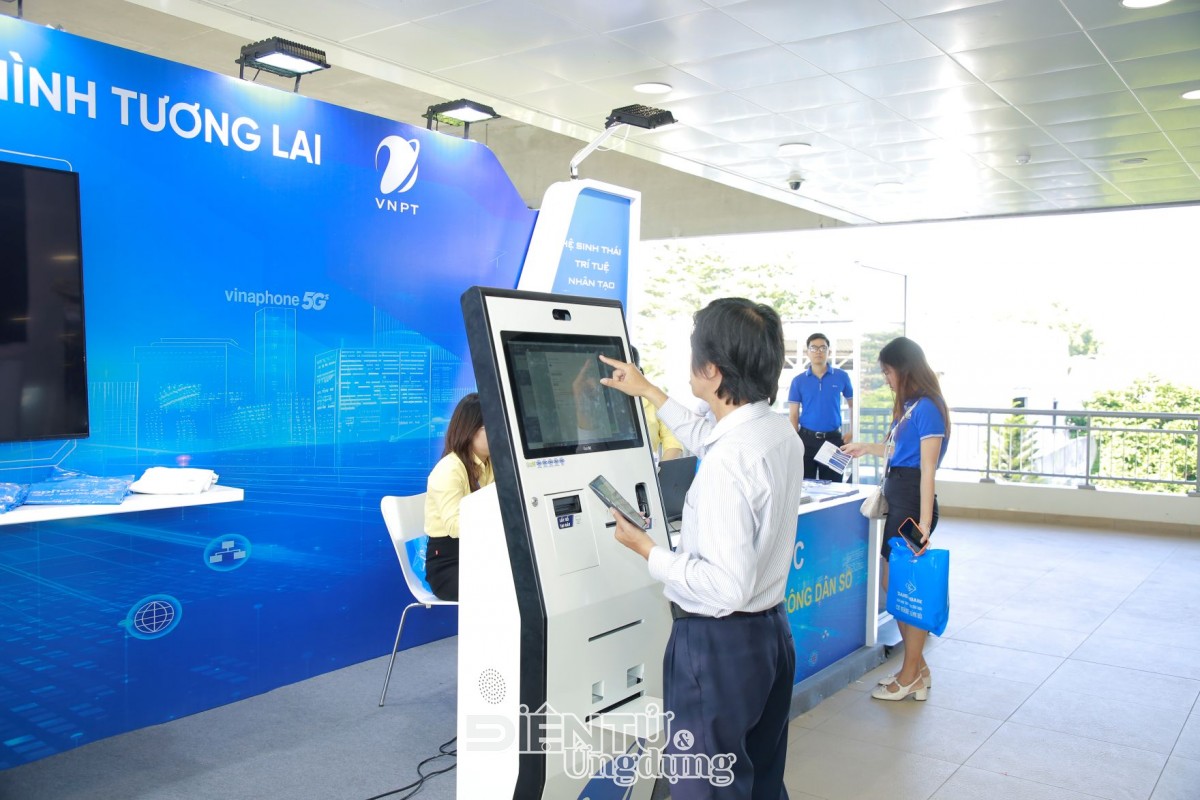 Thu Duc Digital Day 2025 thu hút hơn 10.000 lượt khách tham gia Thu Duc Digital Day 2025 thu hút hơn 10.000 lượt khách tham gia