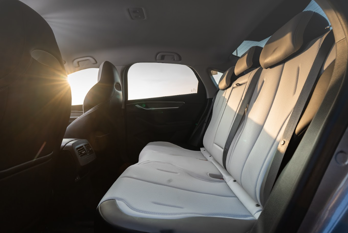 Hàng ghế sau BYD SEAL 5 được thiết hế rộng dãi. Ảnh: BYD Việt Nam Hàng ghế sau BYD SEAL 5 được thiết hế rộng dãi. Ảnh: BYD Việt Nam