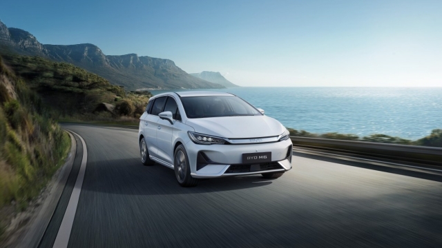 BYD M6: MPV thuần điện 7 chỗ dành cho gia đình và dịch vụ vận tải