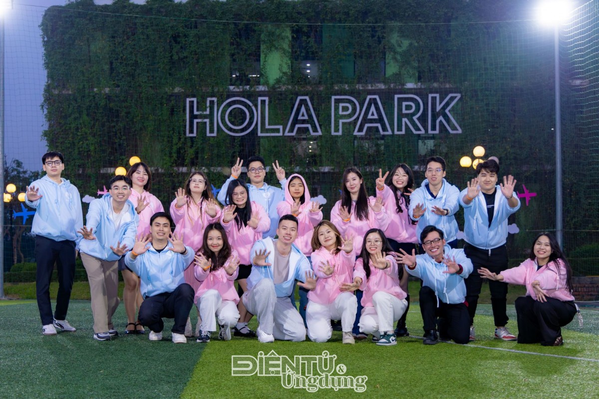 FPT và Vietnam Airlines chung tay tổ chức sự kiện “kết đôi” FPT và Vietnam Airlines chung tay tổ chức sự kiện “kết đôi”