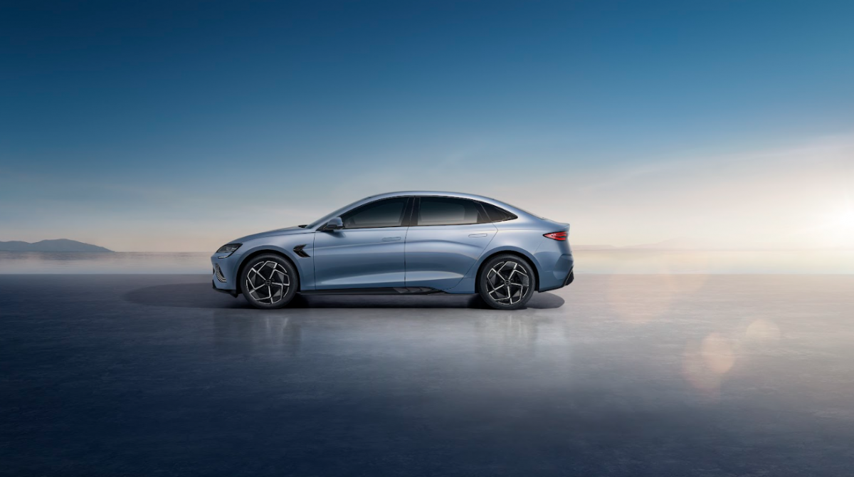 BYD SEAL được phát triển dưới sự dẫn dắt của Giám đốc thiết kế Wolfgang Egger BYD SEAL được phát triển dưới sự dẫn dắt của Giám đốc thiết kế Wolfgang Egger