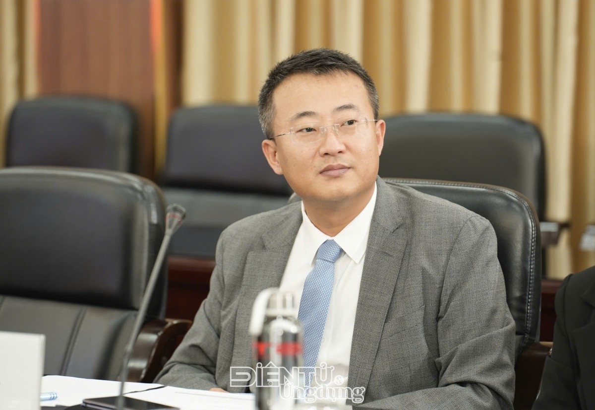 Đại học Bách khoa Hà Nội và Công ty TNHH Công nghệ Huawei Việt Nam ký kết biên bản ghi nhớ Đại học Bách khoa Hà Nội và Công ty TNHH Công nghệ Huawei Việt Nam ký kết biên bản ghi nhớ