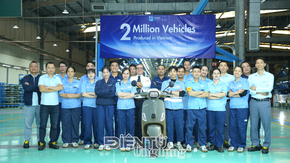 Nhà máy Piaggio Phú Thọ ghi nhận 2 triệu chiếc xe đã được xuất xưởng Nhà máy Piaggio Phú Thọ ghi nhận 2 triệu chiếc xe đã được xuất xưởng