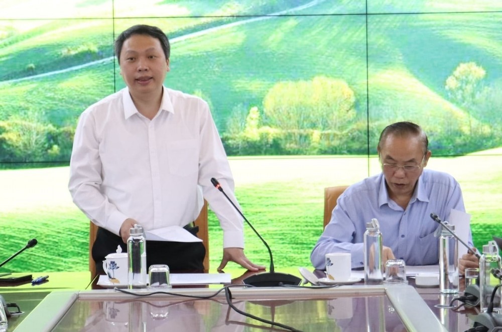 Đồng chí Nguyễn Huy Dũng - Ủy viên chuyên trách Ban chỉ đạo Trung ương, Tổ trưởng Tổ công tác phát biểu tại buổi làm việc. Ảnh: Nguyễn Thủy.