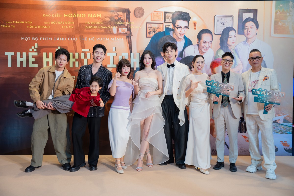 Cha con NSƯT Trần Lực - Trần Tú cùng nhau ra mắt phim ‘Thế hệ kỳ tích’ Cha con NSƯT Trần Lực - Trần Tú cùng nhau ra mắt phim ‘Thế hệ kỳ tích’