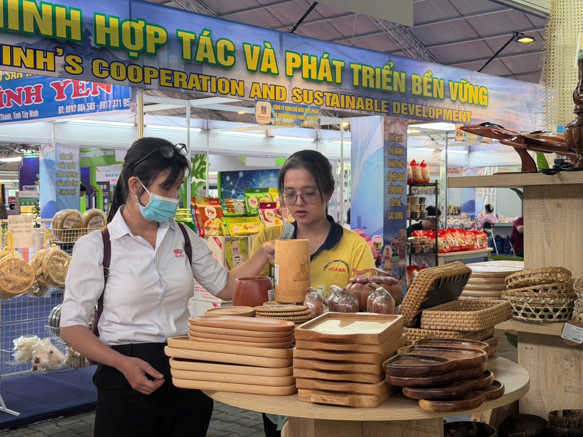 Hội chợ Triển lãm hàng công nghiệp nông thôn năm 2025 tại TP.Hồ Chí Minh