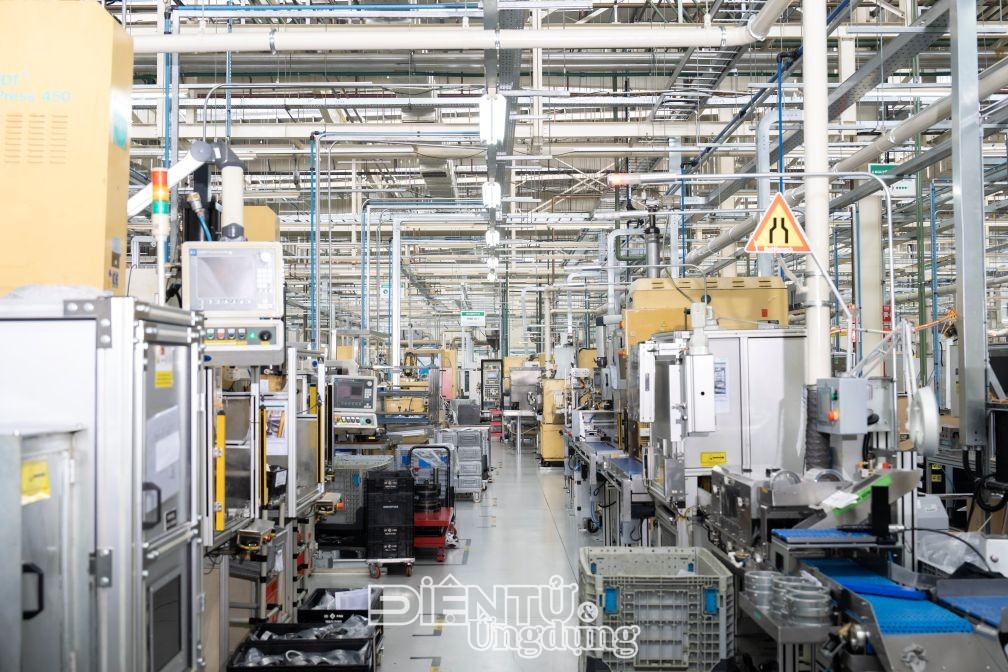 Schaeffler Việt Nam đẩy mạnh khai thác hệ thống điện mặt trời Schaeffler Việt Nam đẩy mạnh khai thác hệ thống điện mặt trời