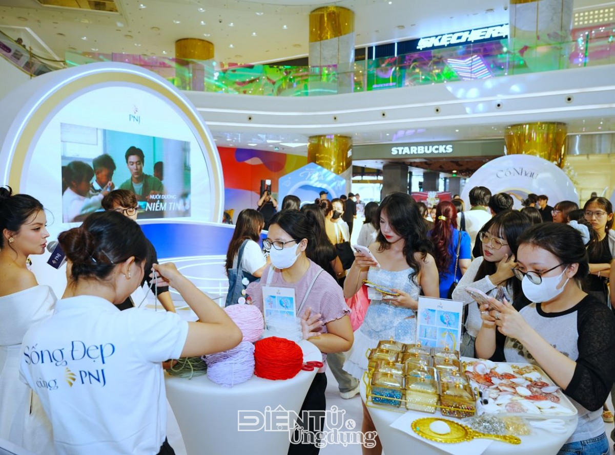 PNJ đồng hành cùng các nghệ sĩ lan tỏa tinh thần Sống Đẹp PNJ đồng hành cùng các nghệ sĩ lan tỏa tinh thần Sống Đẹp