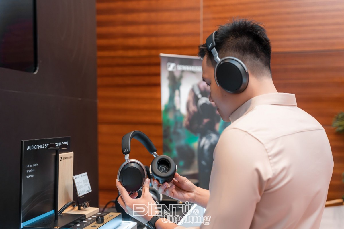 Sennheiser HDB 630 Sennheiser HDB 630