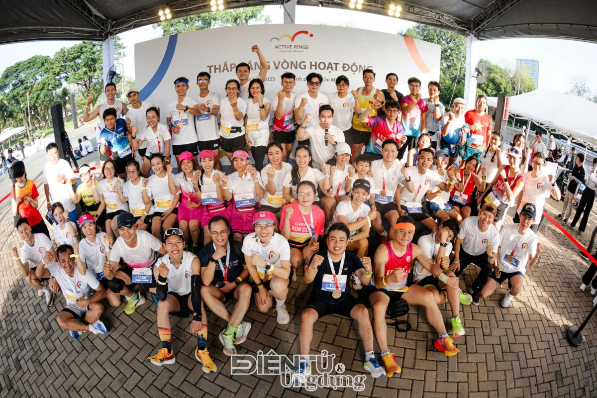 1000 người cùng Huawei ‘Thắp sáng vòng hoạt động’ 1000 người cùng Huawei ‘Thắp sáng vòng hoạt động’