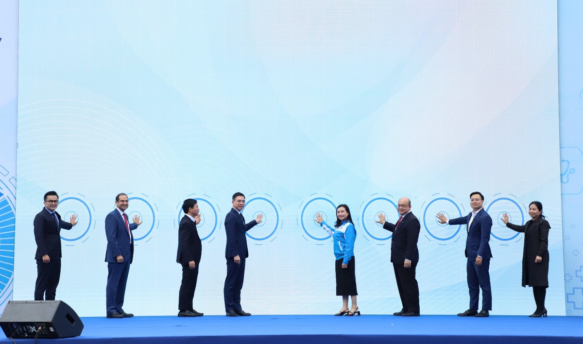 Ứng dụng AI giúp người dân tiếp cận y tế toàn diện Ứng dụng AI giúp người dân tiếp cận y tế toàn diện