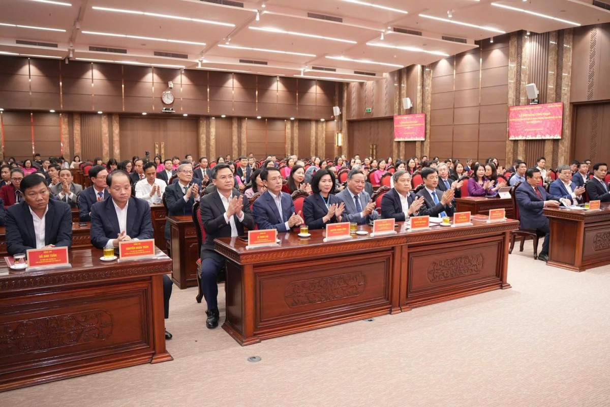 Trường Đào tạo cán bộ Lê Hồng Phong Hà Nội được công nhận đạt chuẩn mức 1 Trường Đào tạo cán bộ Lê Hồng Phong Hà Nội được công nhận đạt chuẩn mức 1