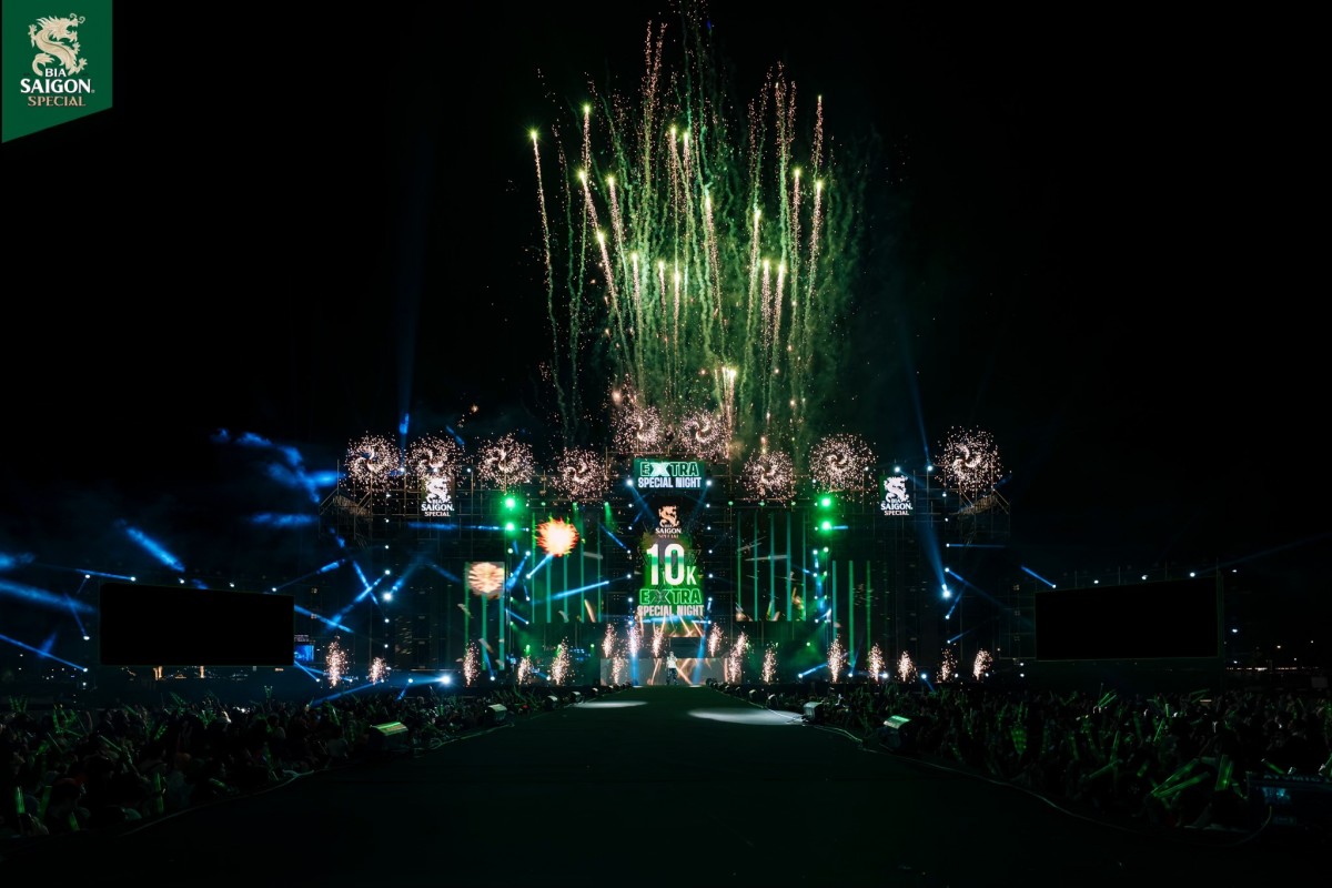Bia Saigon Special trao hàng ngàn 'Lộc Special' tại Extra Special Night 2025