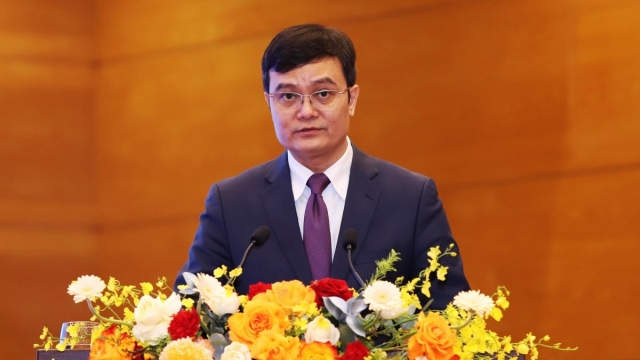 Triển khai ít nhất 20 mô hình y tế bền vững tại các khu vực biên giới, hải đảo