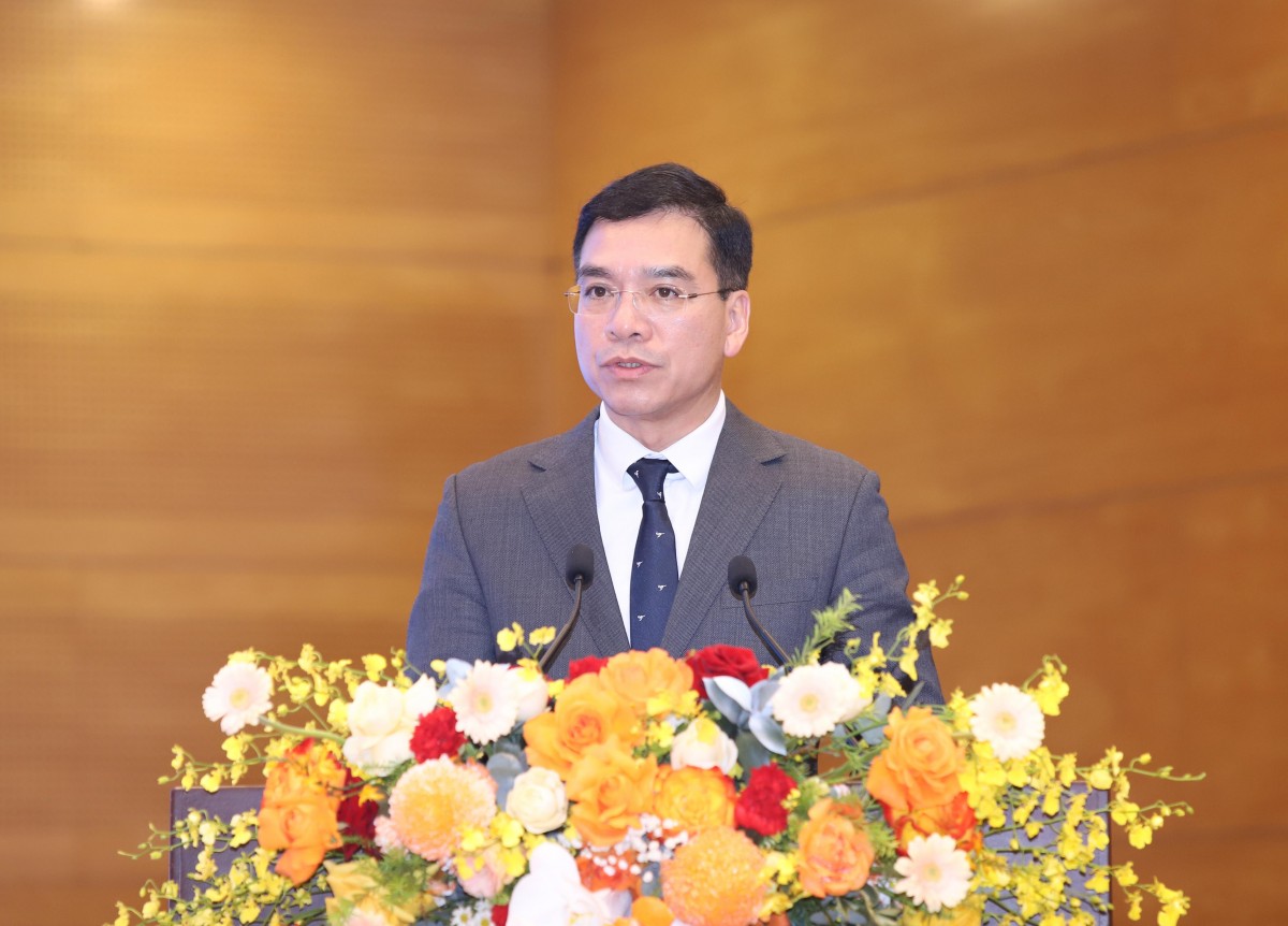 Triển khai ít nhất 20 mô hình y tế bền vững tại các khu vực biên giới, hải đảo