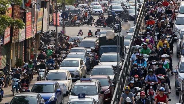 Siết xe tải vào nội đô giờ cao điểm