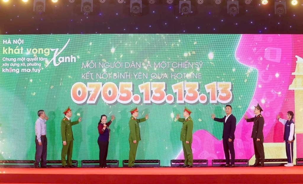 Hà Nội phát động chiến dịch 'Khát vọng Xanh', công bố hotline tố giác tội phạm ma túy hoạt động 24/7