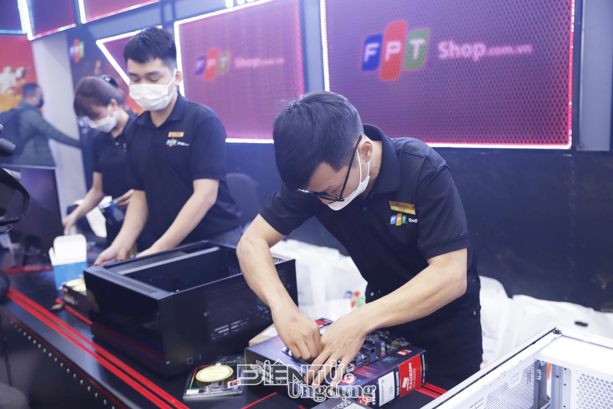 FPT Shop chuẩn hóa hoạt động lắp ráp PC E-Power theo tiêu chuẩn ISO 9001:2015